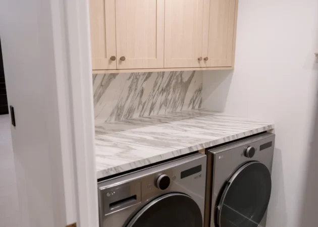 Laundry room with upper cabinets, Bel Air Project by Home Deco