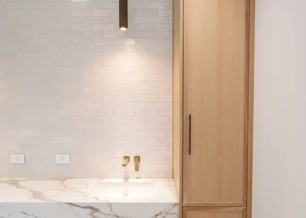 Floating bathroom vanity with tall linen cabinet, Lynngrove Project by Home Deco