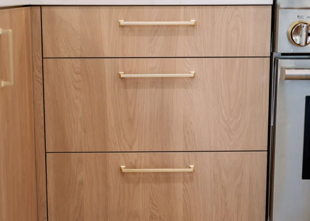 Drawer stack with brass pulls, Sancola Project by Home Deco