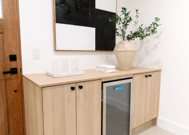 Bar cabinet with wine fridge, Wilson Project by Home Deco