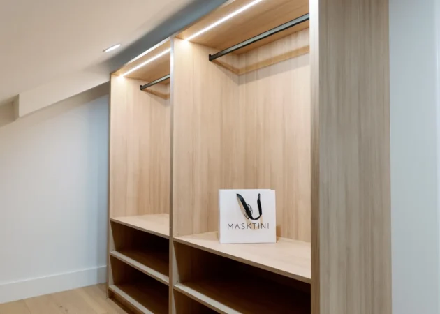 Walk-in closet with lit open shelving, Wilson Project by Home Deco